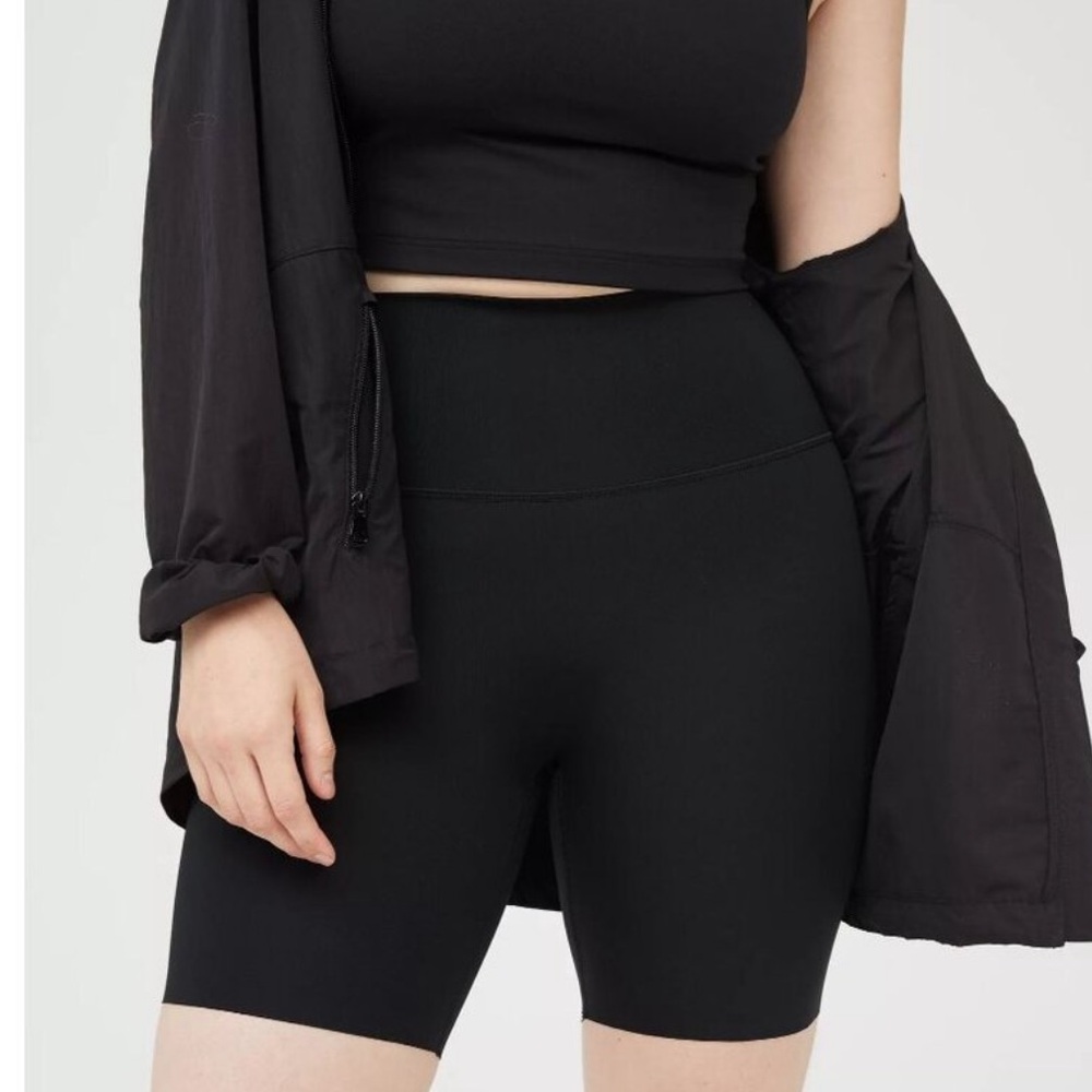 Offline by Aerie Goals bike shorts high rise 7” inseam size XS preloved